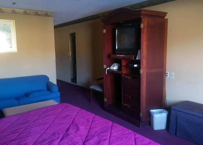 Inn Days & By Wyndham 2*